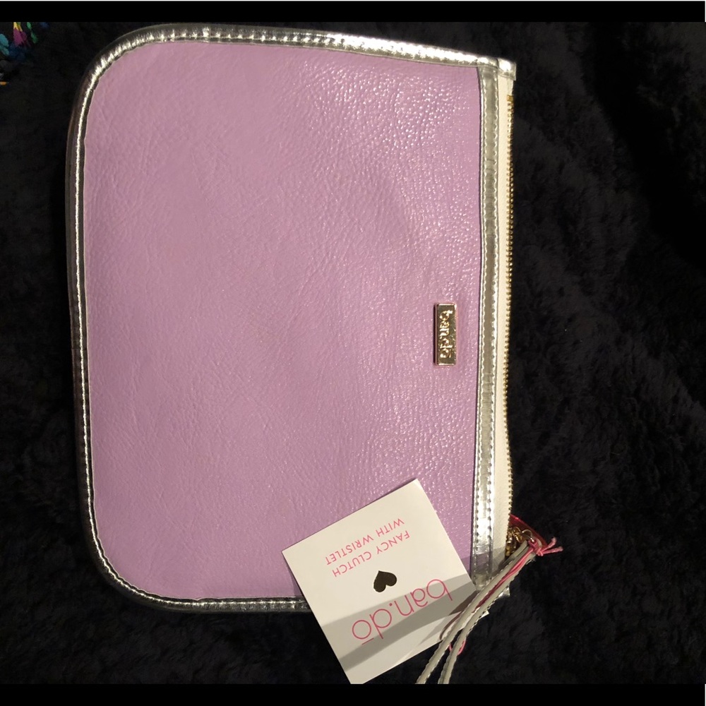 Ban.do Wristlet